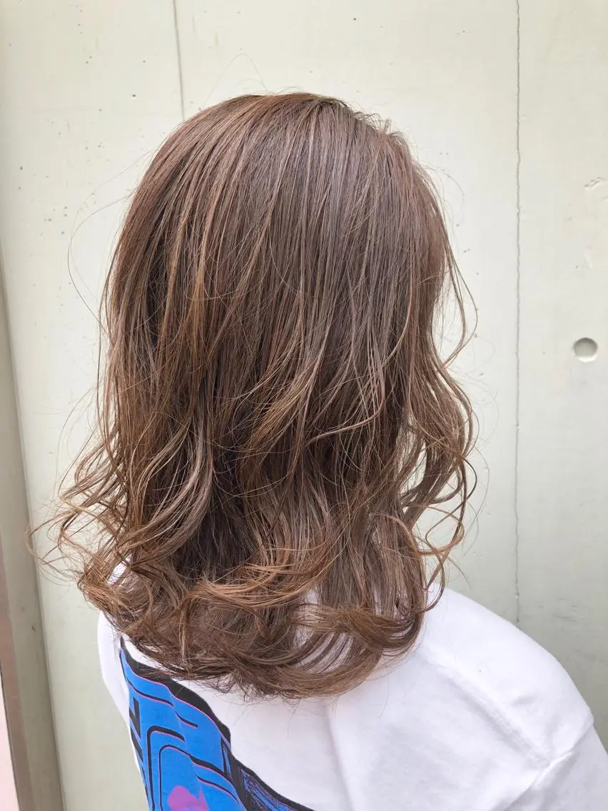 セミロング カラー カット ヘアカラー トリートメント 浦山 和之のヘアスタイル
