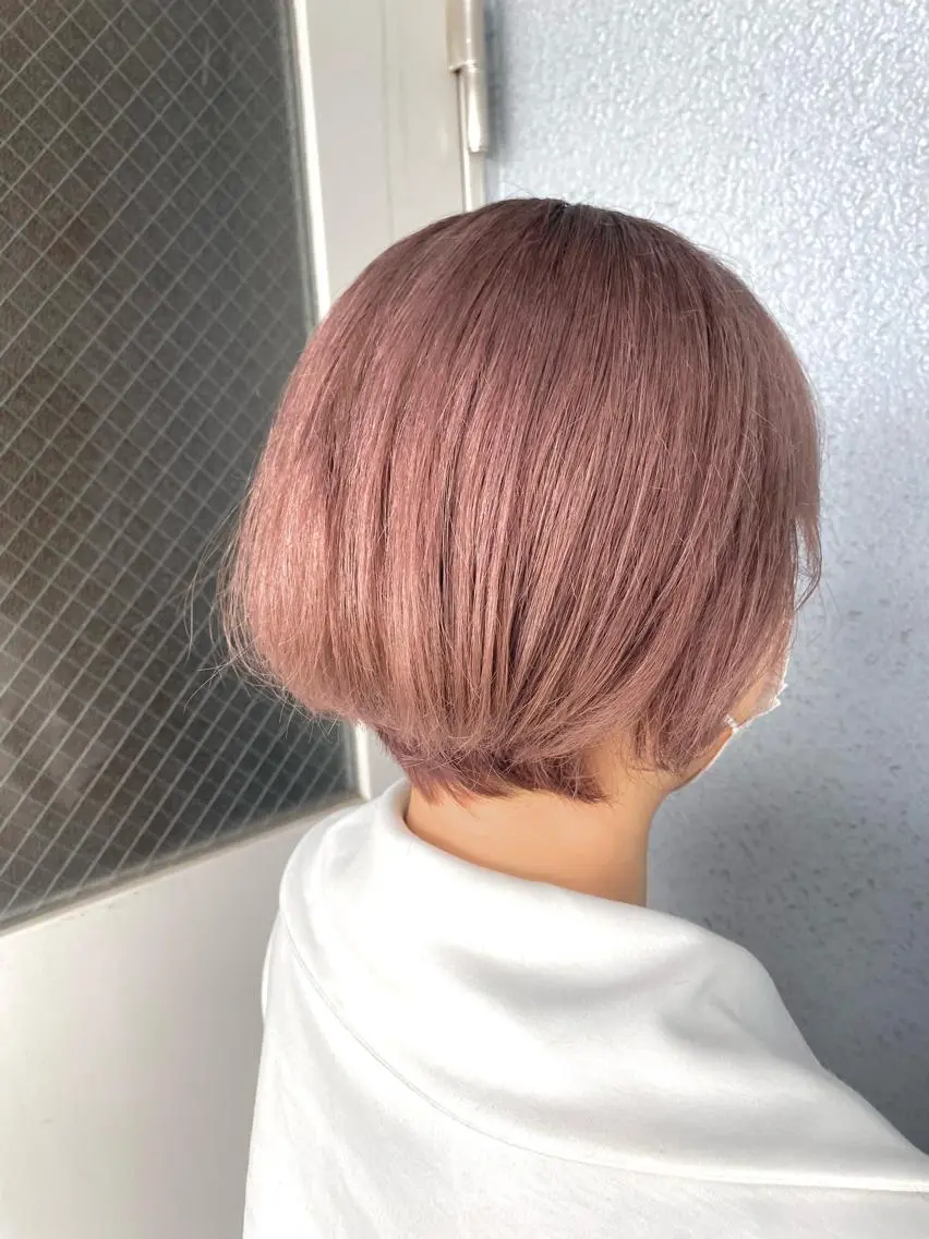 ショート ヘアカラー トリートメント 艶•透明感カラー フィーシーのヘアスタイル
