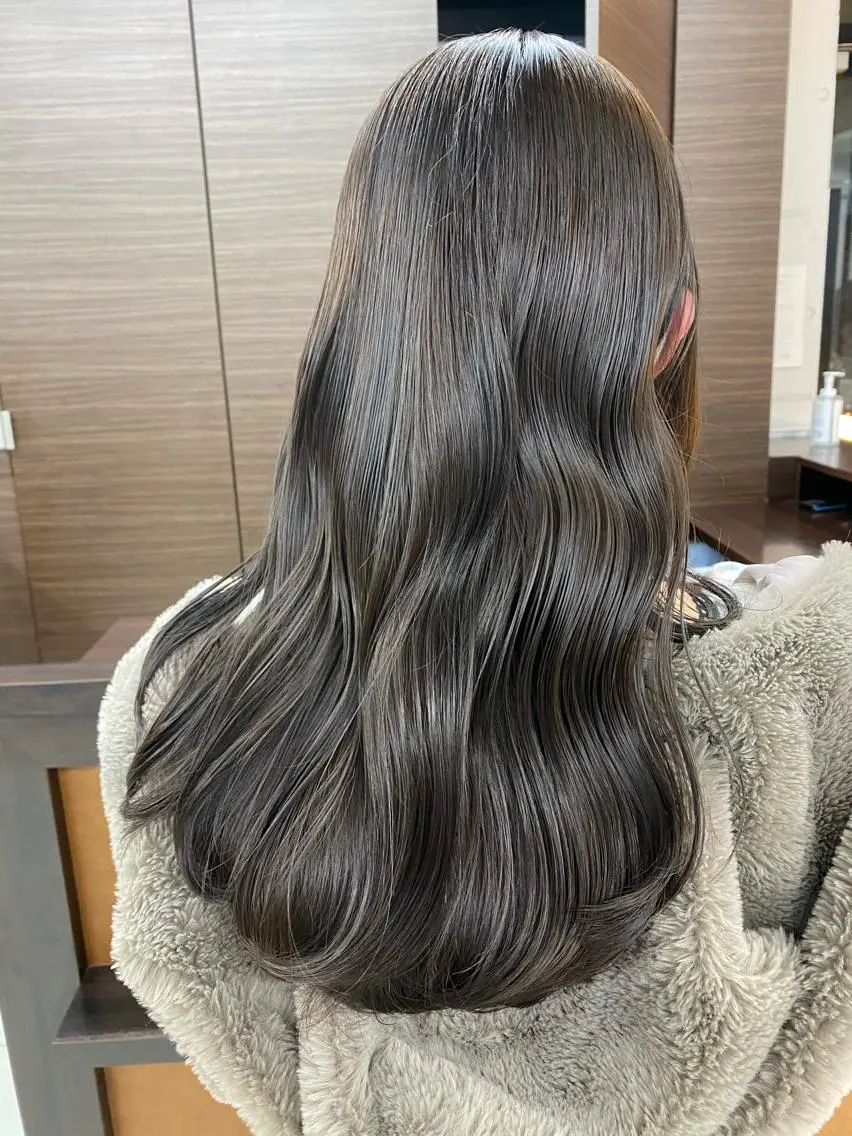 ロング カラー カット ヘアカラー ヨシモトリョウ 髪質改善/美髪のヘアスタイル