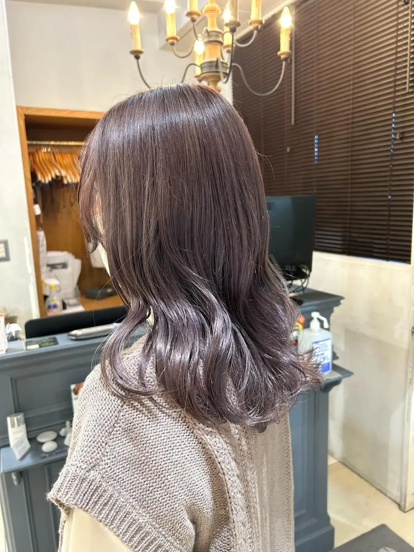 カラー グレージュ ラベンダーカラー ラベンダーグレージュ ラベンダーグレー lomalia moekaのヘアスタイル