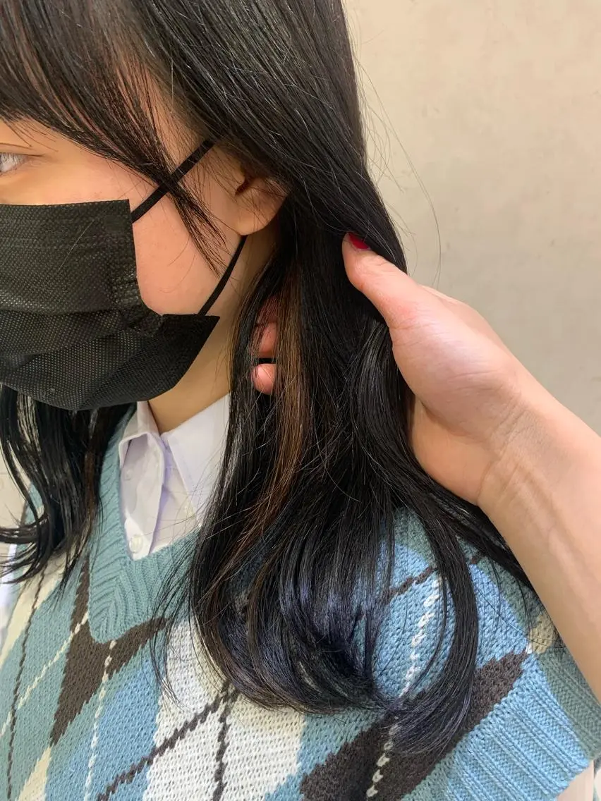 ロング カラー イヤリングカラー ヘアカラー ayumi🌈 インナーカラー🌈のヘアスタイル