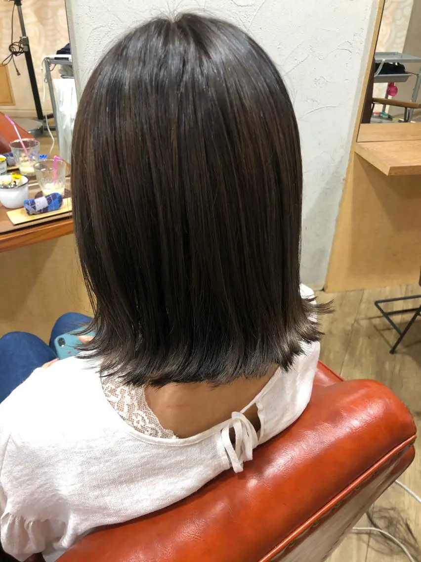 ミディアム カット ヘアカラー 國次 夕貴のヘアスタイル