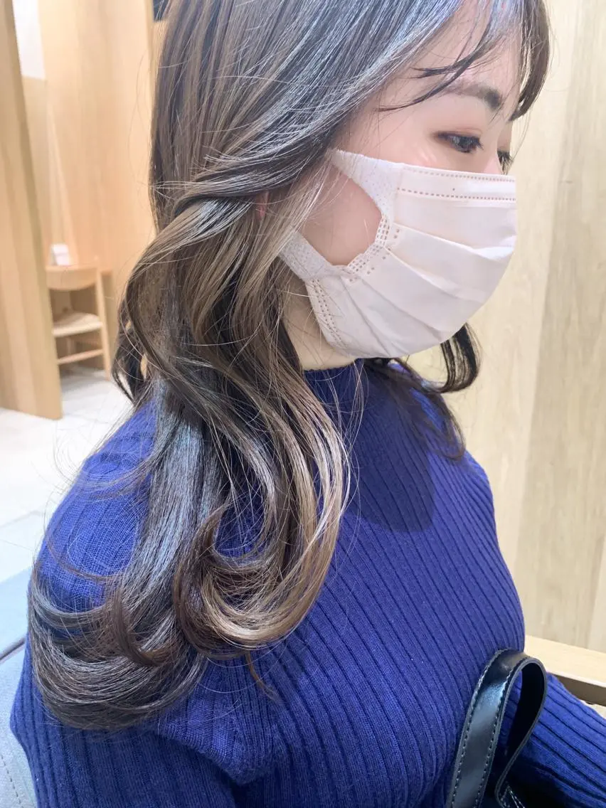 セミロング カラー ヘアアレンジ ヘアカラー トリートメント yuka .のヘアスタイル