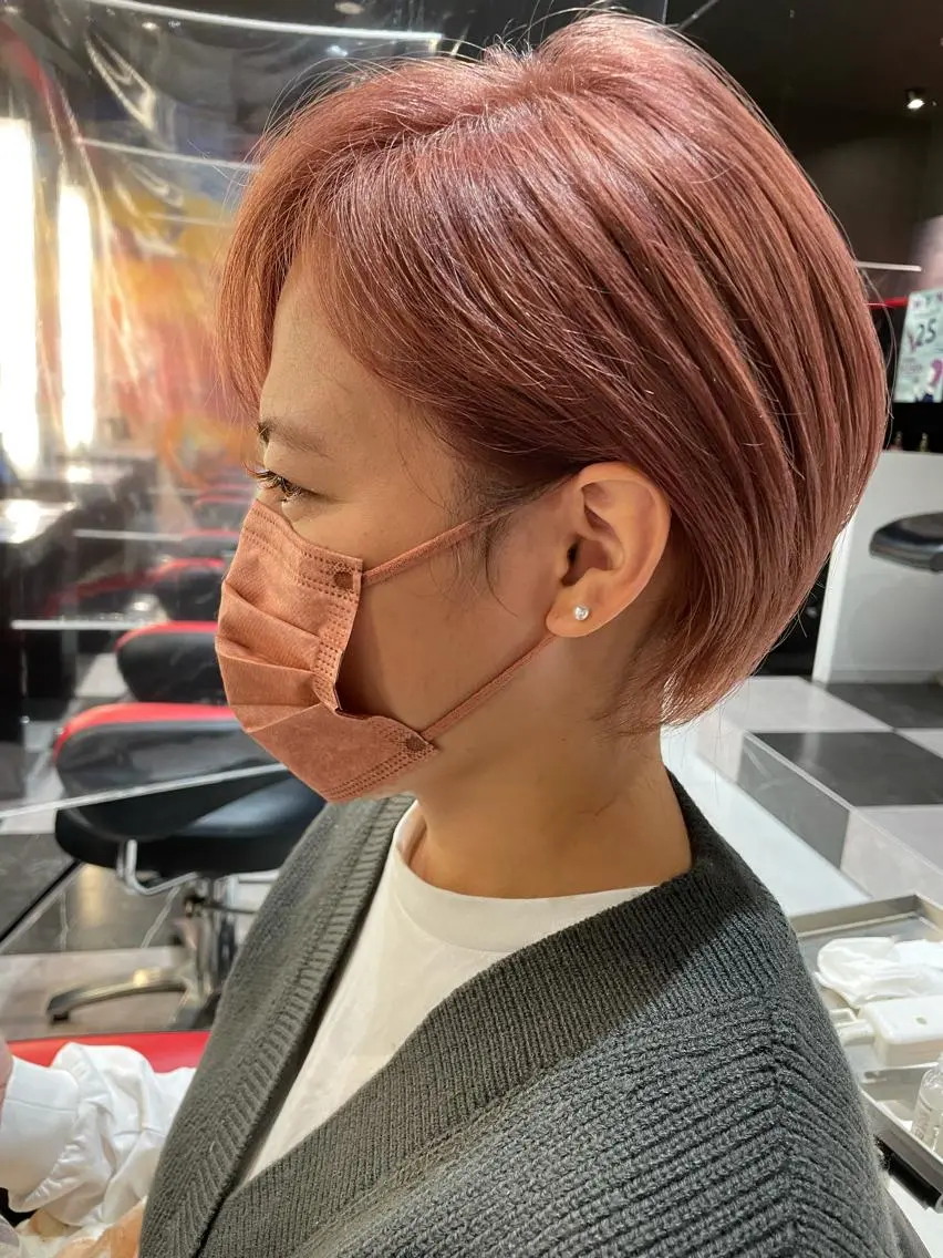 ショート カラー ベージュカラー ピンクカラー ピンクベージュ メンズヘア特化 崎田 成人のヘアスタイル