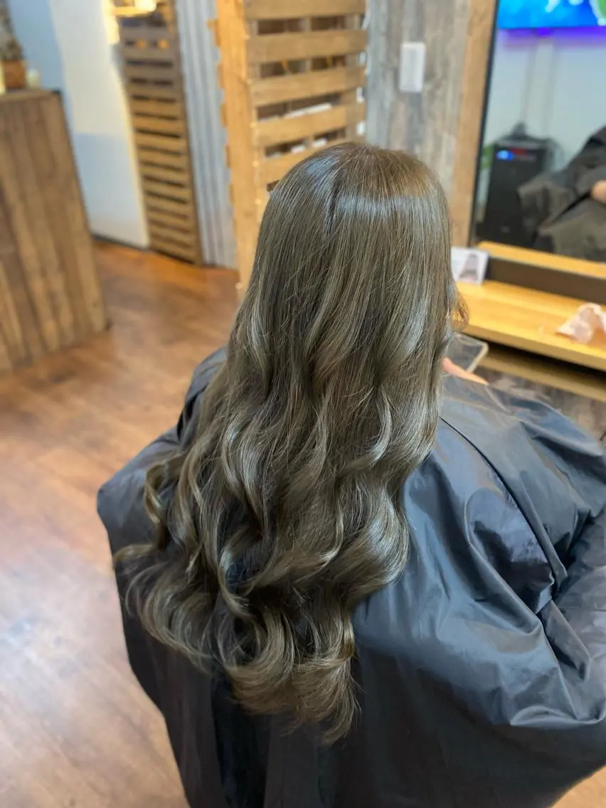 ロング カラー アッシュ カット ヘアカラー Luzir⭐︎ GEN⭐︎のヘアスタイル