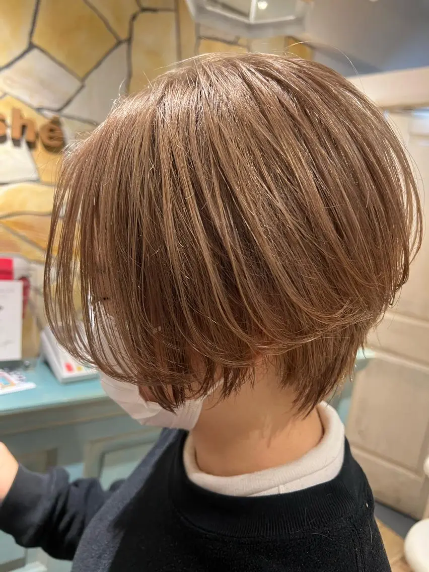 ショート カラー カット ヘアカラー トリートメント レイヤー×艶髪特化 マネージャー安藤光司のヘアスタイル