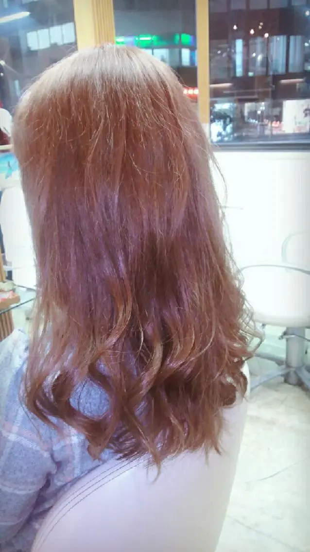 セミロング カラー 透明感カラー 脇田 雄大のヘアスタイル