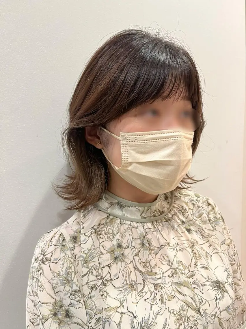ミディアム ボブ 伸ばしかけ 韓国ヘア レイヤーカットのヘアスタイル