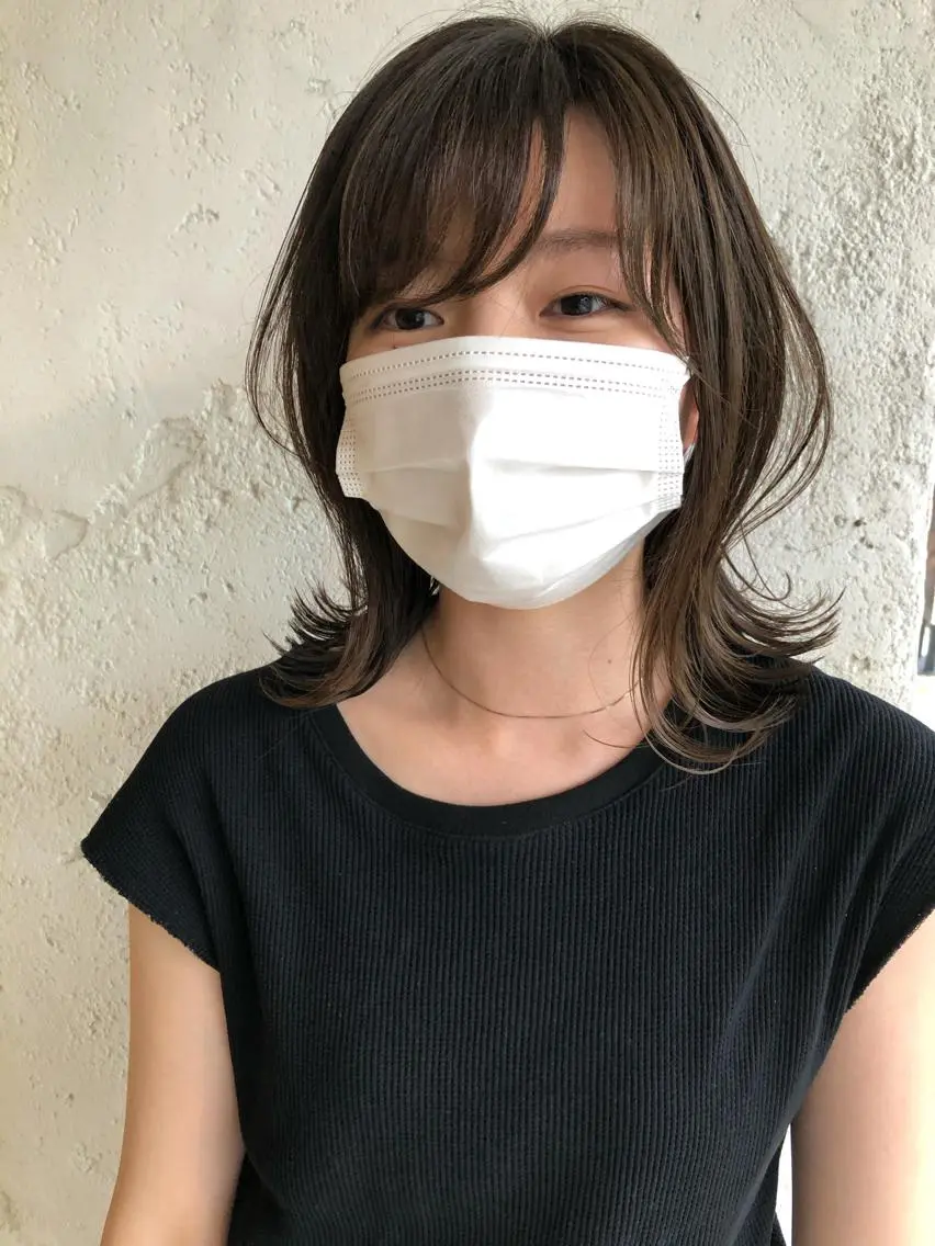 ミディアム レイヤーカット かわなか まいのヘアスタイル