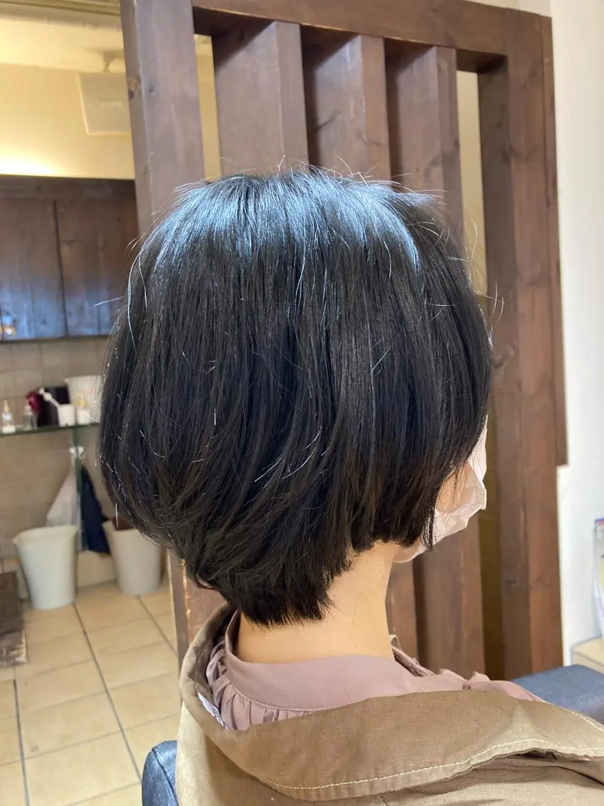 ショート カット 奥谷 美代子のヘアスタイル