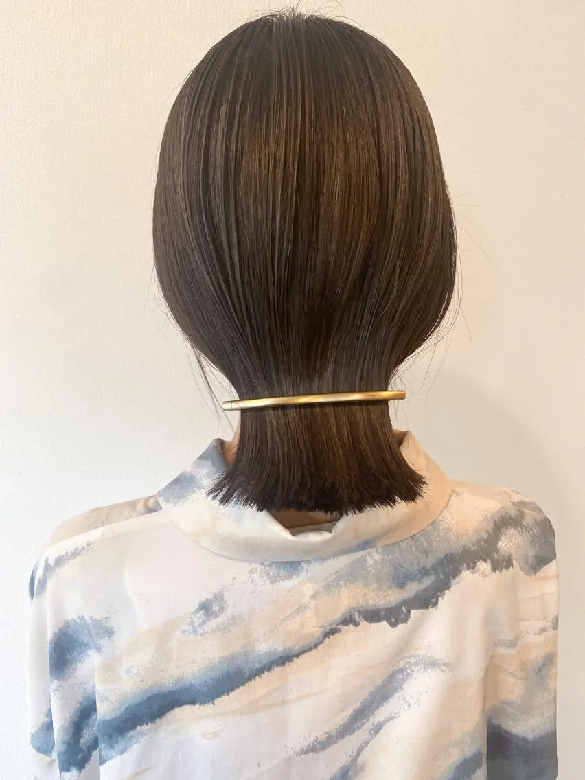 ミディアム カラー ヘアアレンジ ベージュカラー オリーブベージュ ダメージレスサロン✨ kayo🌱のヘアスタイル