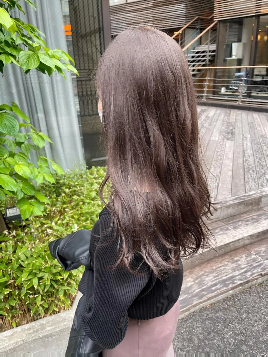 ロング カラー ブリーチ グレージュ ブリーチなしカラー 似合わせショート×透 明感/やじまたかしのヘアスタイル