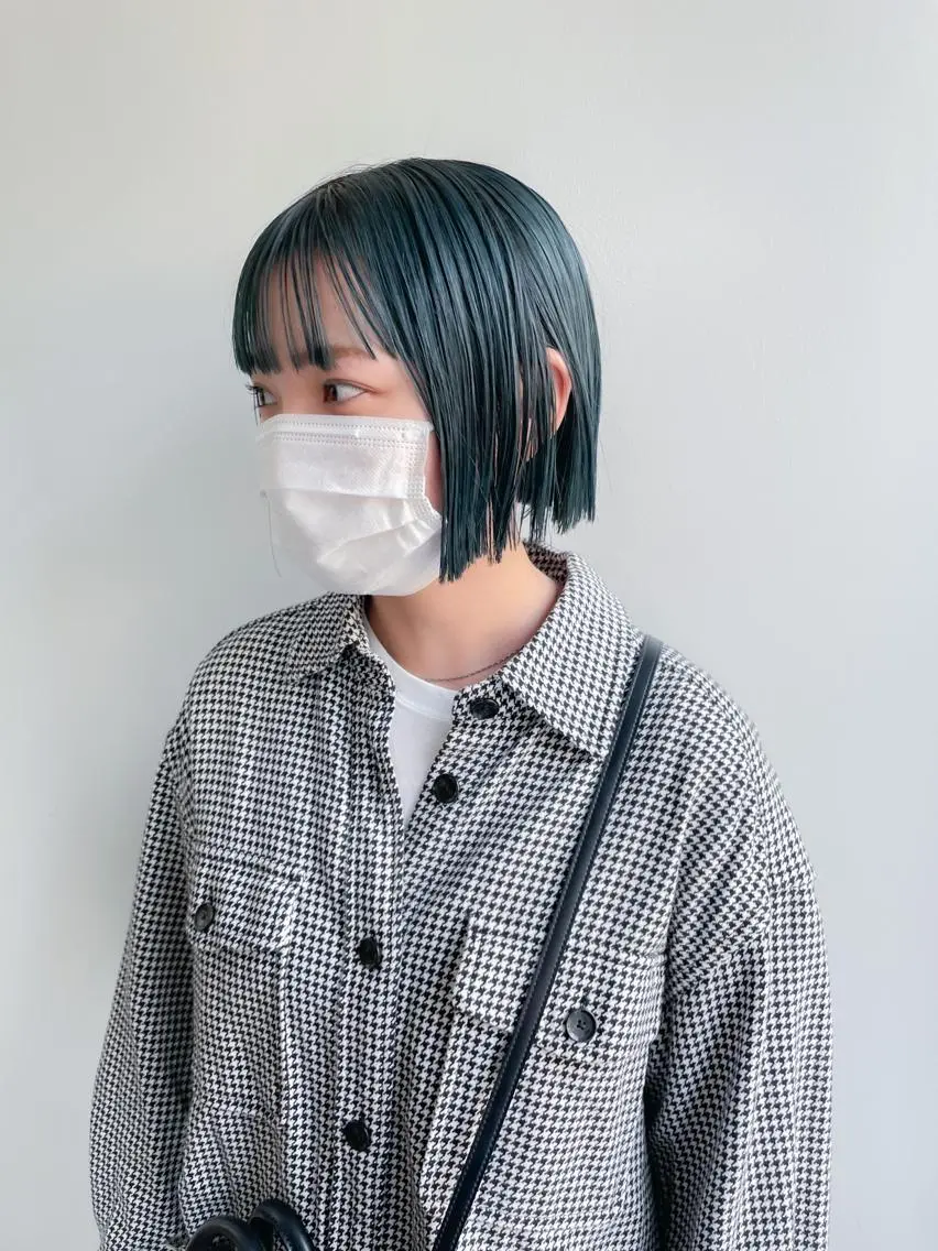 ショート カラー 切りっぱなしボブ ブリーチ ボブ カット ヘアカラー Takuma Suzuki中目黒のヘアスタイル