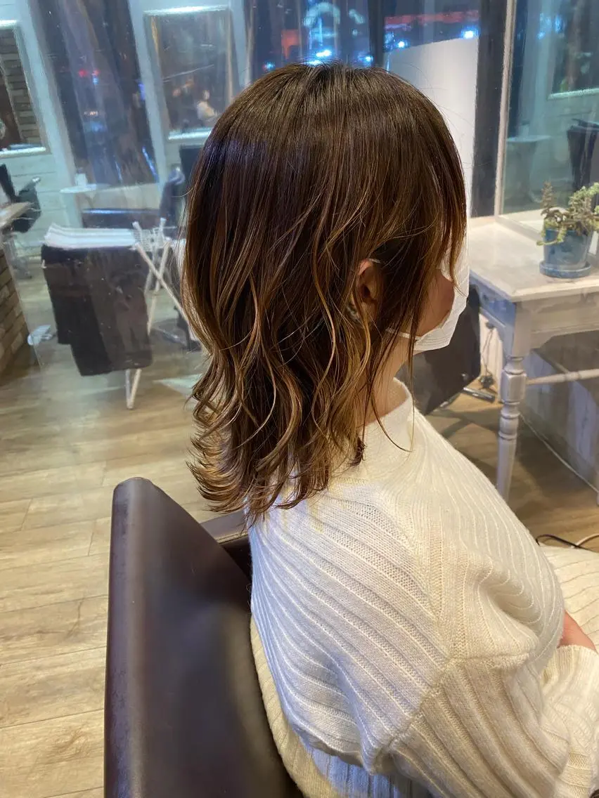 セミロング カット トリートメント regalo MAKOのヘアスタイル