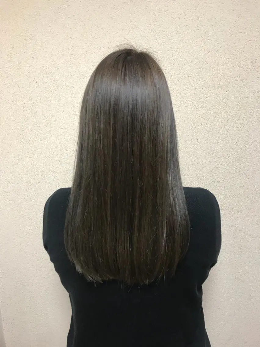 ロング カラー アッシュ 透明感カラー 髪質改善/縮毛矯正 /美髪🩵イケダのヘアスタイル