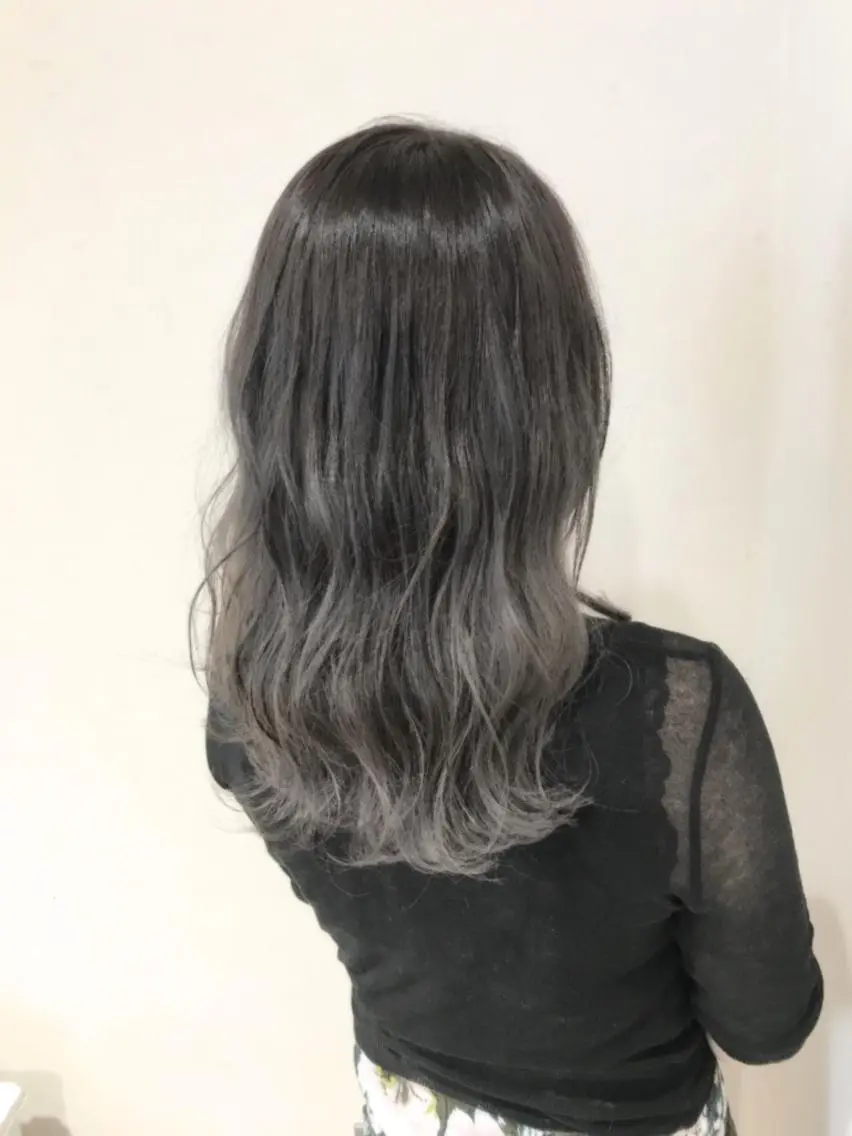 セミロング カラー パーマ ヘアアレンジ メンズ キッズ ネイル マツエク・マツパ アディクシーカラー グラデーションカラー グラデーション ヘアカラー バレイヤージュ/ 髪質改善/渡邉悟🌱のヘアスタイル