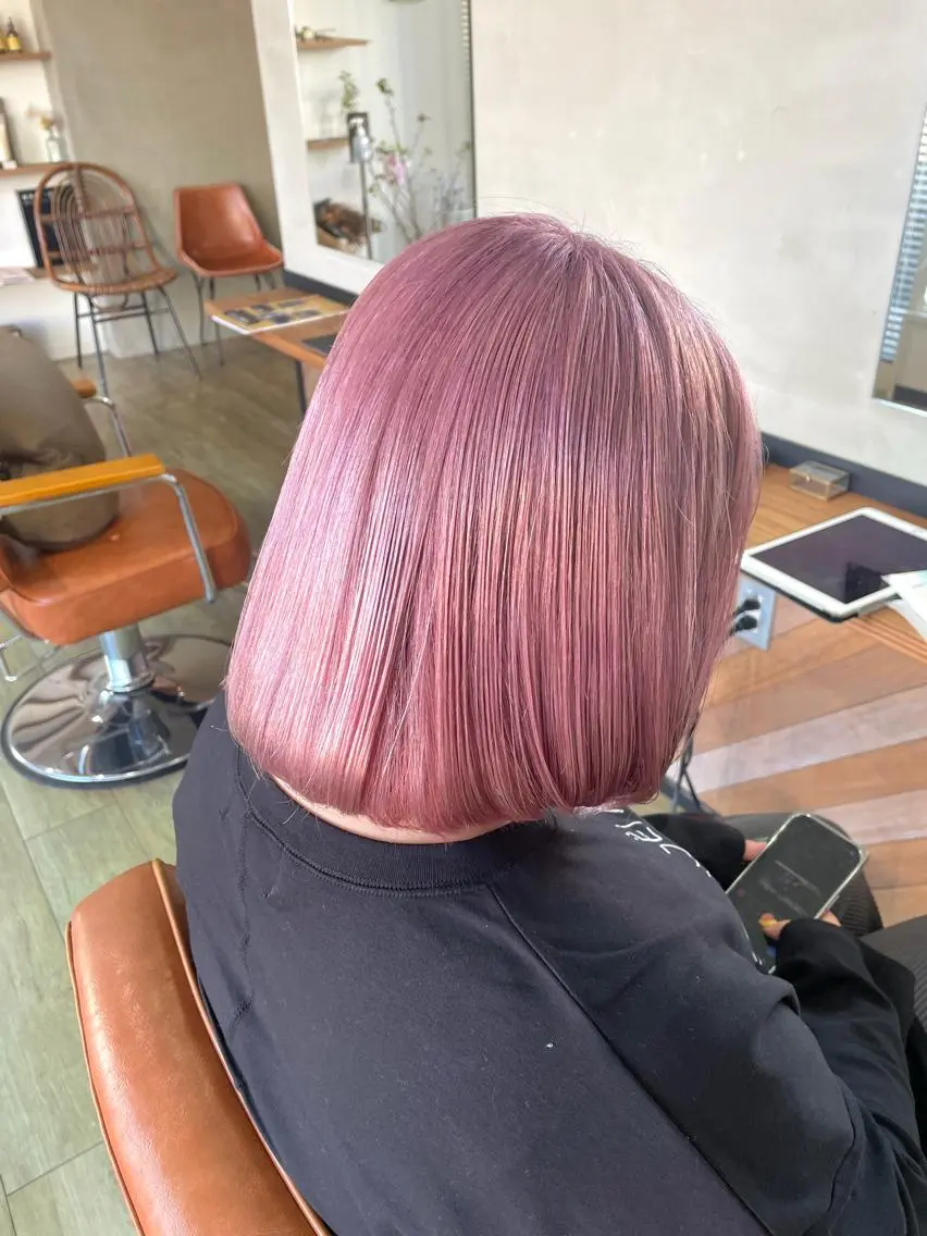 ショート カラー ヘアカラー カジ エリナのヘアスタイル