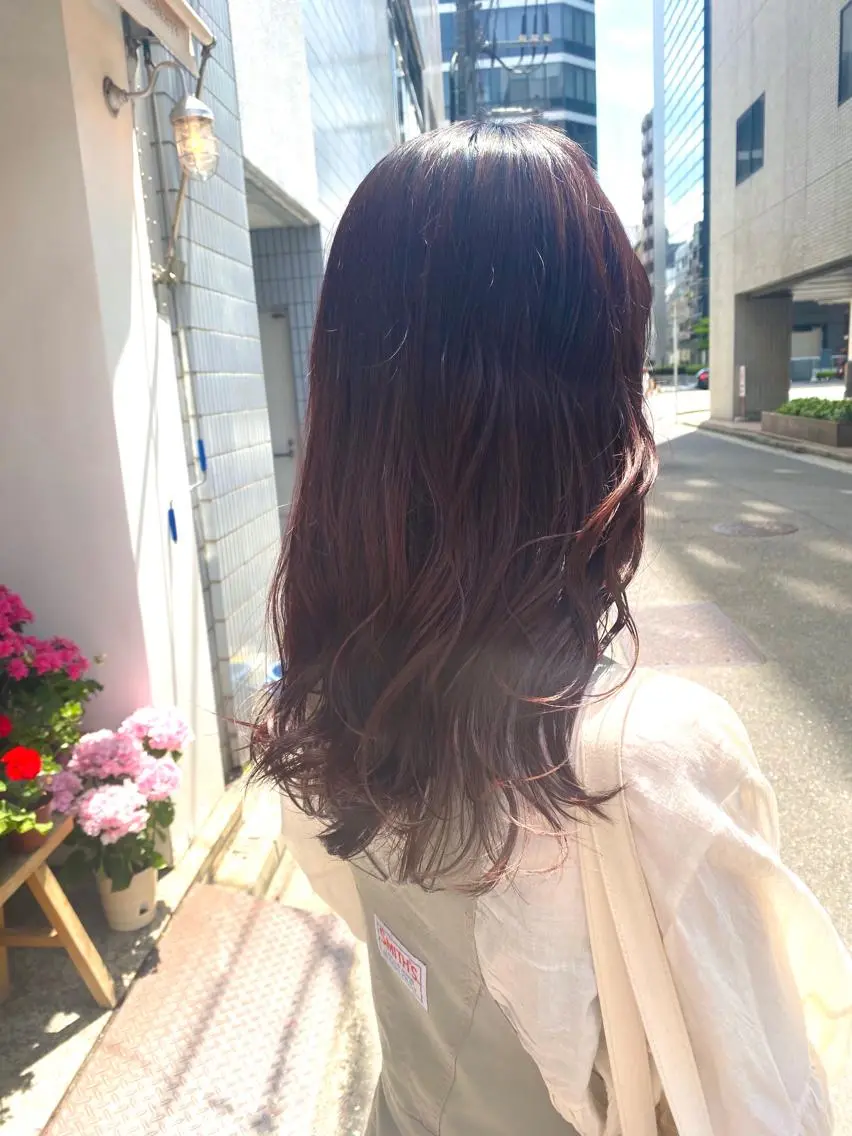 ロング カット ヘアカラー トリートメント 安永 涼のヘアスタイル