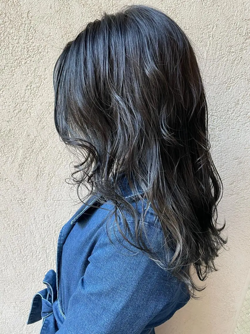 セミロング カラー ヘアアレンジ 畑中 香穂のヘアスタイル