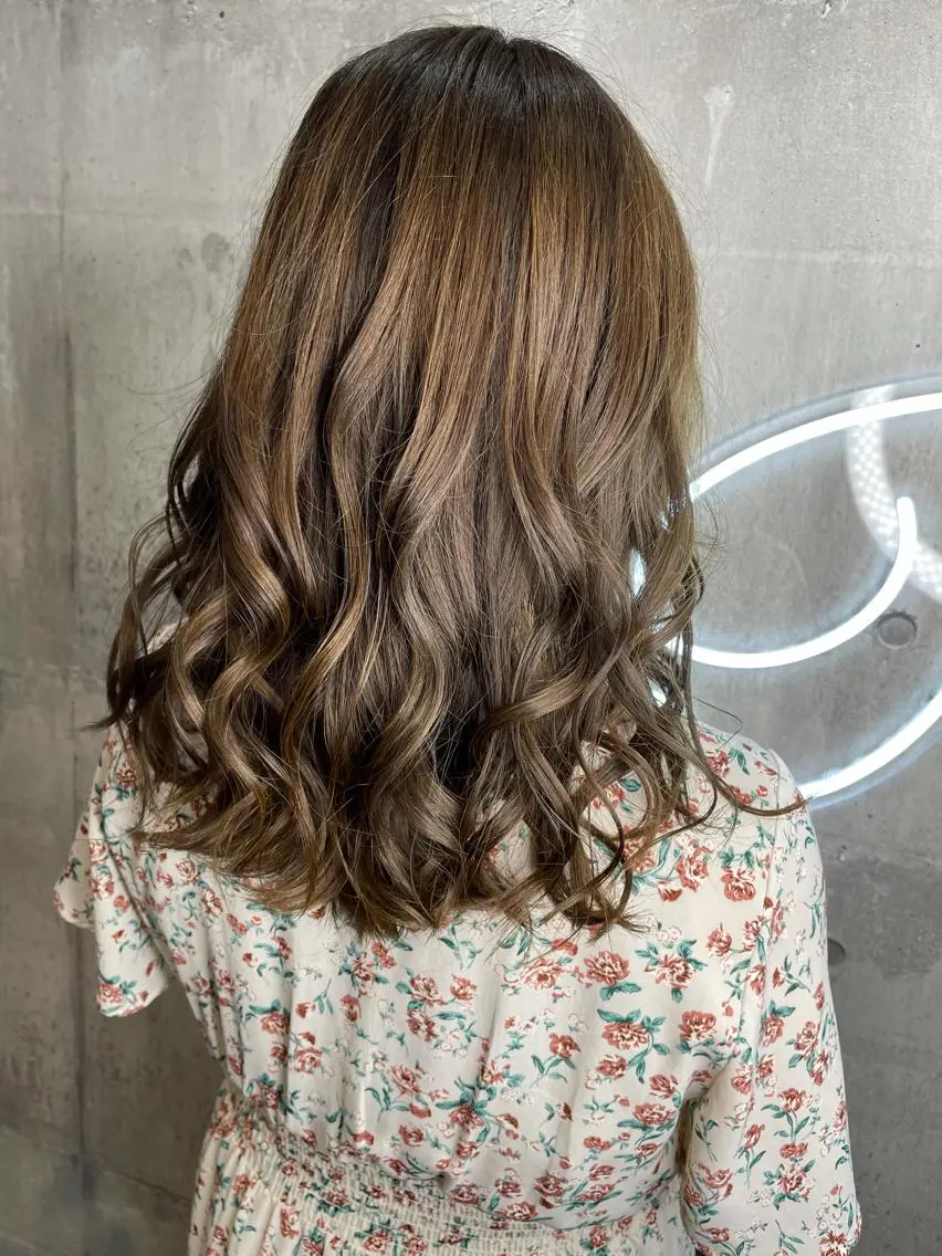 セミロング カラー パーマ ヘアアレンジ メンズ キッズ ネイル マツエク・マツパ シールエクステ メンズバレイヤージュ メンズハイライト メンズインナーカラー メンズ韓国風 北千住10分 肥高　壮汰のヘアスタイル