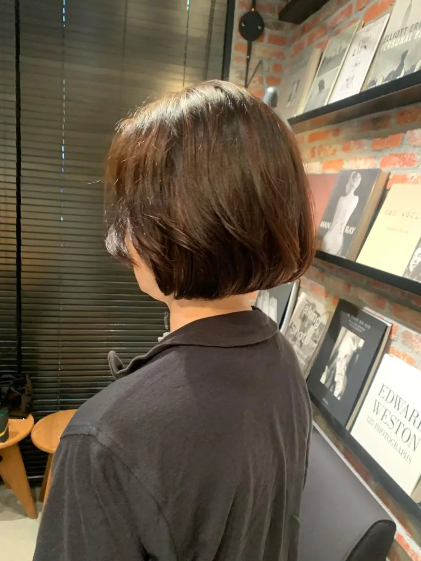 ミディアム ボブ 藤田 明輝のヘアスタイル