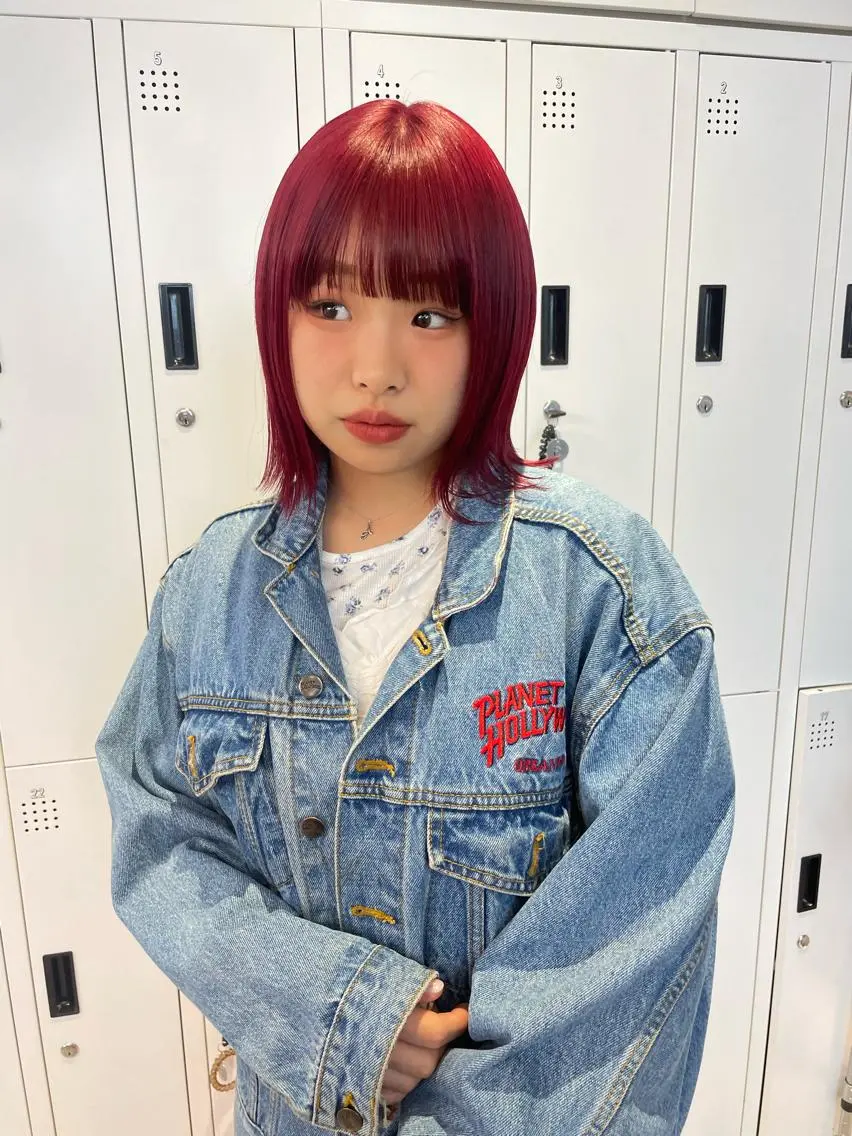 カラー ヘアカラー 🎀ボブ+ハイトーン シュカ👶🏻のヘアスタイル