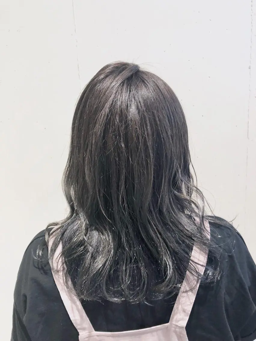 ミディアム カラー パーマ ヘアアレンジ ベージュカラー ブリーチ ボルドーカラー デザインカラー グラデーションカラー 【ツヤ髪美容師】 ツダケイスケのヘアスタイル