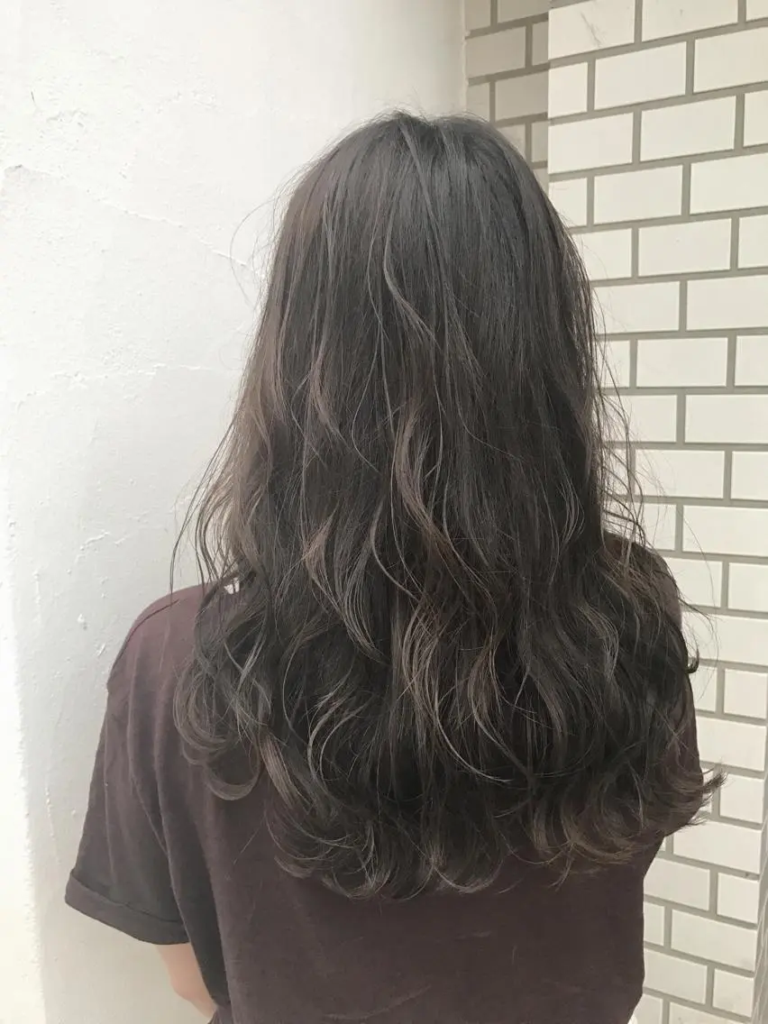 セミロング カラー グレージュ メンズカット特化柏駅 徒歩3分LOUのヘアスタイル