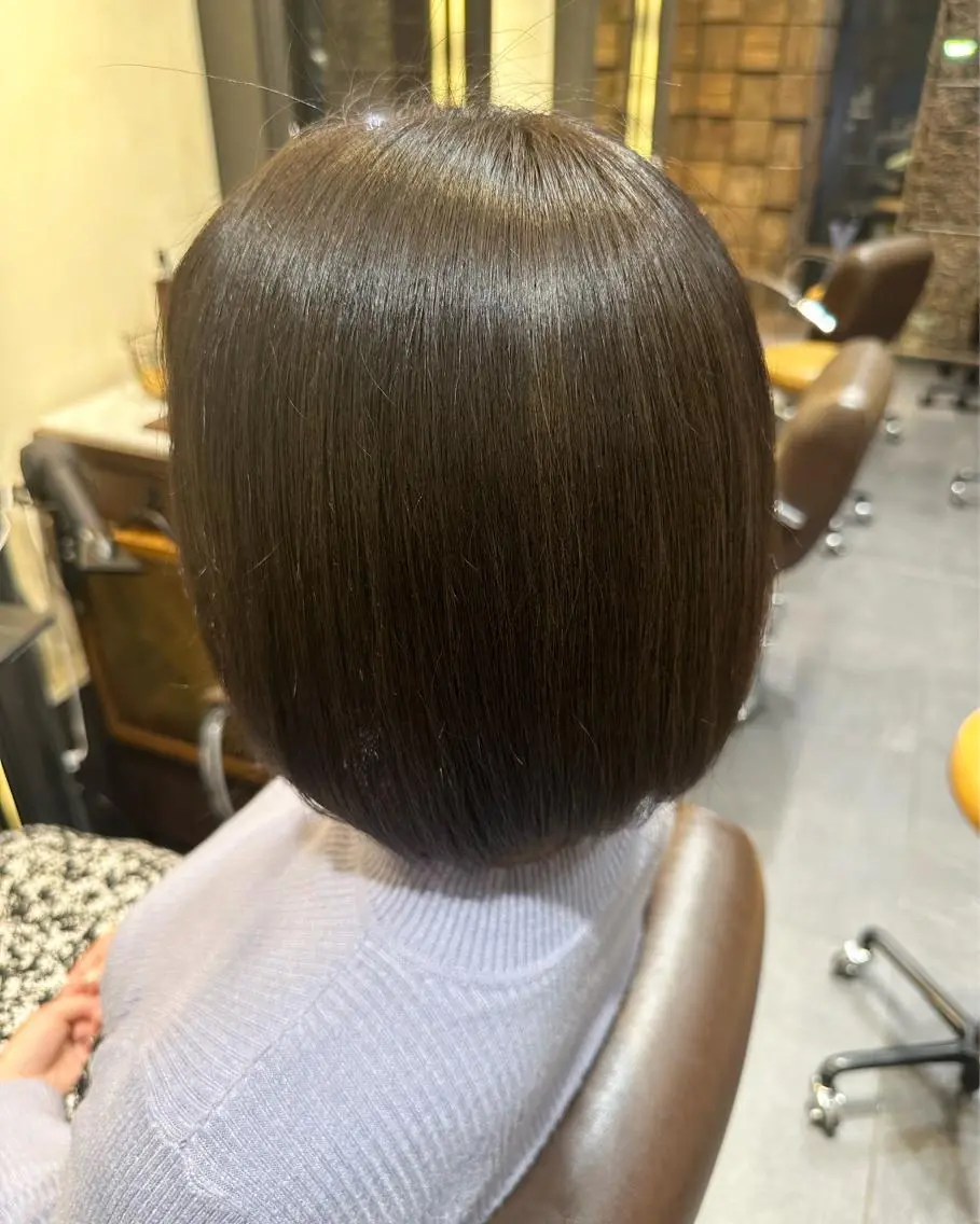 ショート ヘアカラー トリートメント 齊藤政太 顔周り カット 透明感カラーのヘアスタイル
