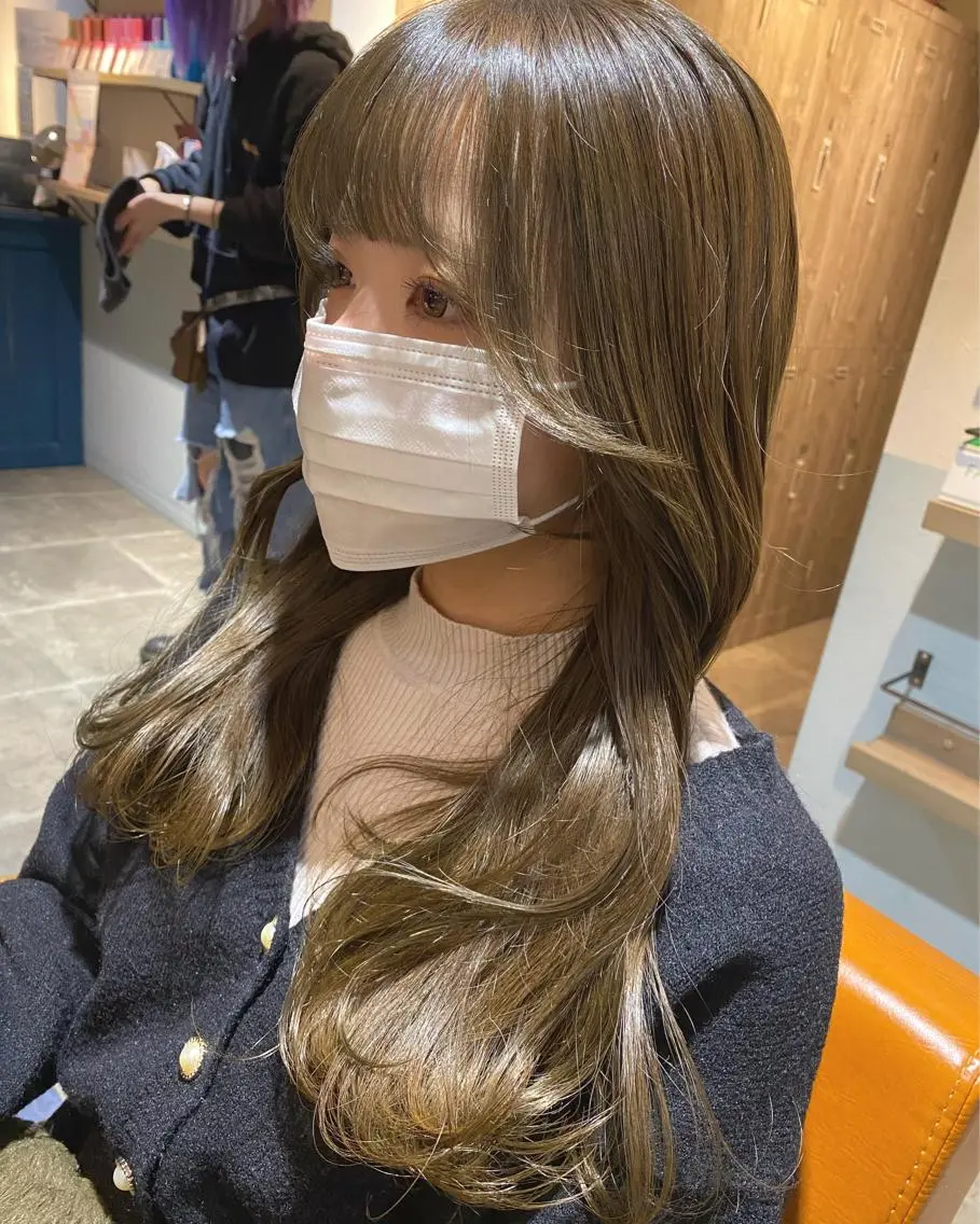 カラー カット ヘアカラー トリートメント 🩵盛れる顔周りヘア EMI🩵のヘアスタイル