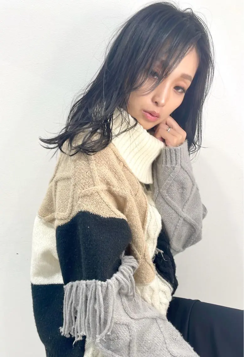 セミロング カラー 美谷添（ミヤゾエ） まどか大人ヘアサロンのヘアスタイル