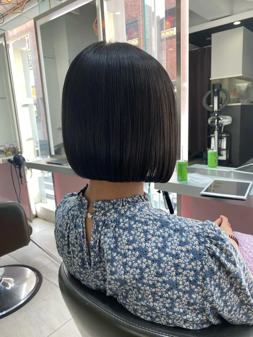 ショート 前下がりボブ ボブ 外ハネヘア トリートメント Eleanor 池袋 ミカのヘアスタイル