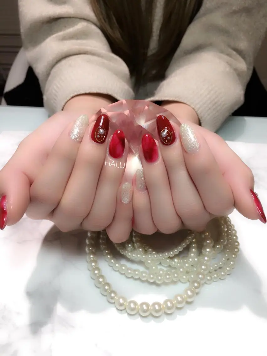 ネイル ボルドー ラメ(グリッター) ニュアンスネイル 春ネイル HALU ハルのネイルデザイン