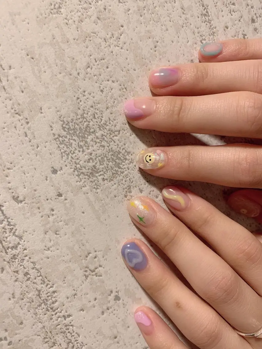 ネイル ネイリスト EMIのネイルデザイン