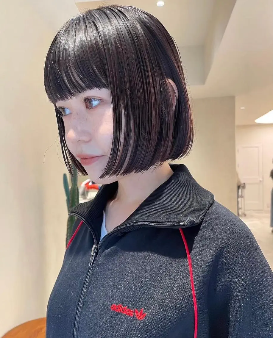 カラー パーマ ミディアム ショートボブ ミディアムパーマ アディクシーカラー ブリーチ ケアブリーチ CEINE+ officialのヘアスタイル