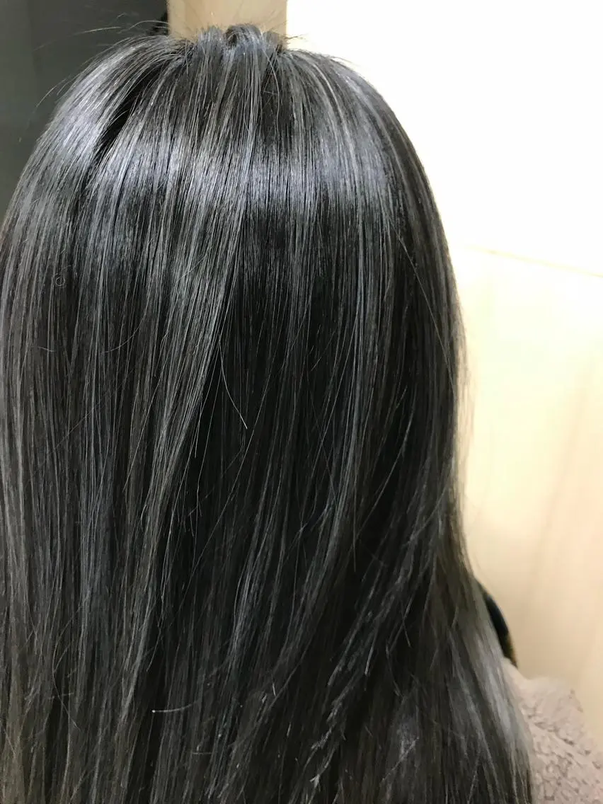 ロング カラー アッシュ ブルーカラー ブルーアッシュ ハイライトカラー 3Dハイライト Eliss 堀江のヘアスタイル