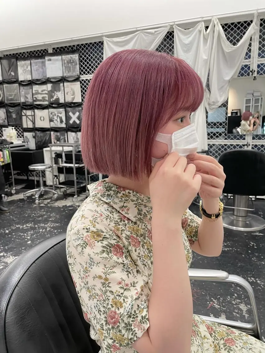 ショート カラー ヘアアレンジ ブリーチ ラベンダーカラー ピンクカラー ピンクラベンダー カット ヘアカラー トリートメント 艶ハイトーン/ヘア アレンジAYAKAのヘアスタイル
