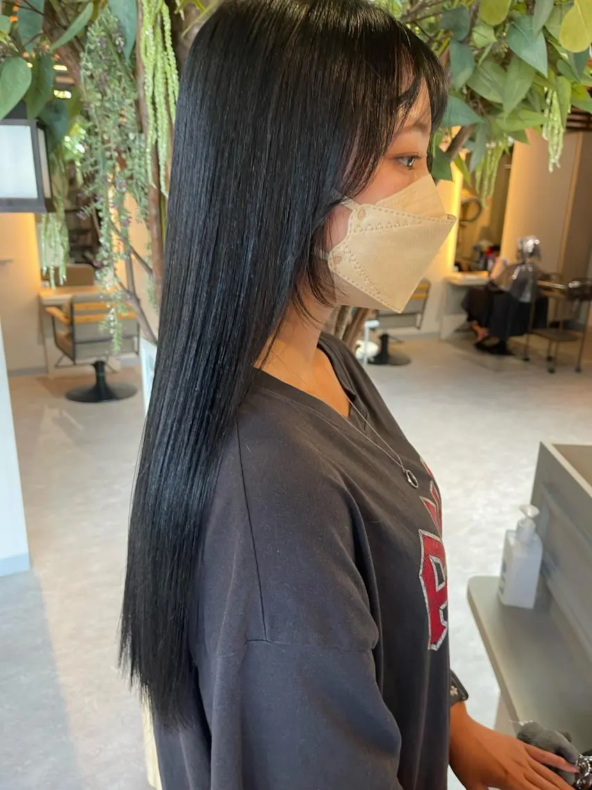 ロング 市村 香多のヘアスタイル