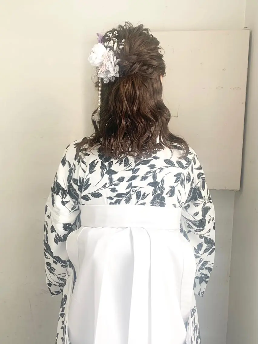 ミディアム カラー パーマ ヘアアレンジ メンズ キッズ ネイル マツエク・マツパ アイブロウ メンズブリーチ メンズハイライト メンズハイトーン メンズインナーカラー メンズ韓国風 🦕ウルフカット 🦕ａｋｉｈｏのヘアスタイル