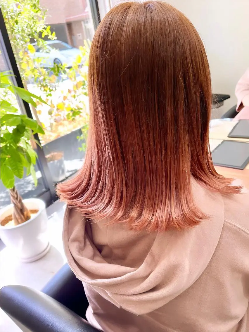 ミディアム カラー デザインカラー グラデーションカラー ピンクカラー hair salon mayumiのヘアスタイル