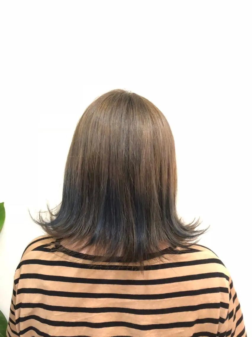 ミディアム カラー 金村 綾芽のヘアスタイル