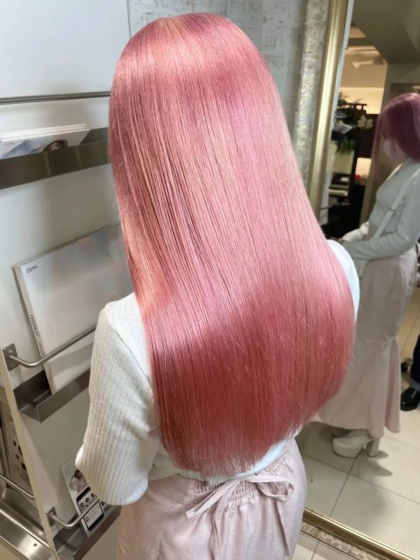 セミロング カラー ミストバング ベージュカラー ブリーチ ブルーカラー ケアブリーチ ヘアカラー 🩵アンブレラカラー 髪質改善　丸尾】のヘアスタイル