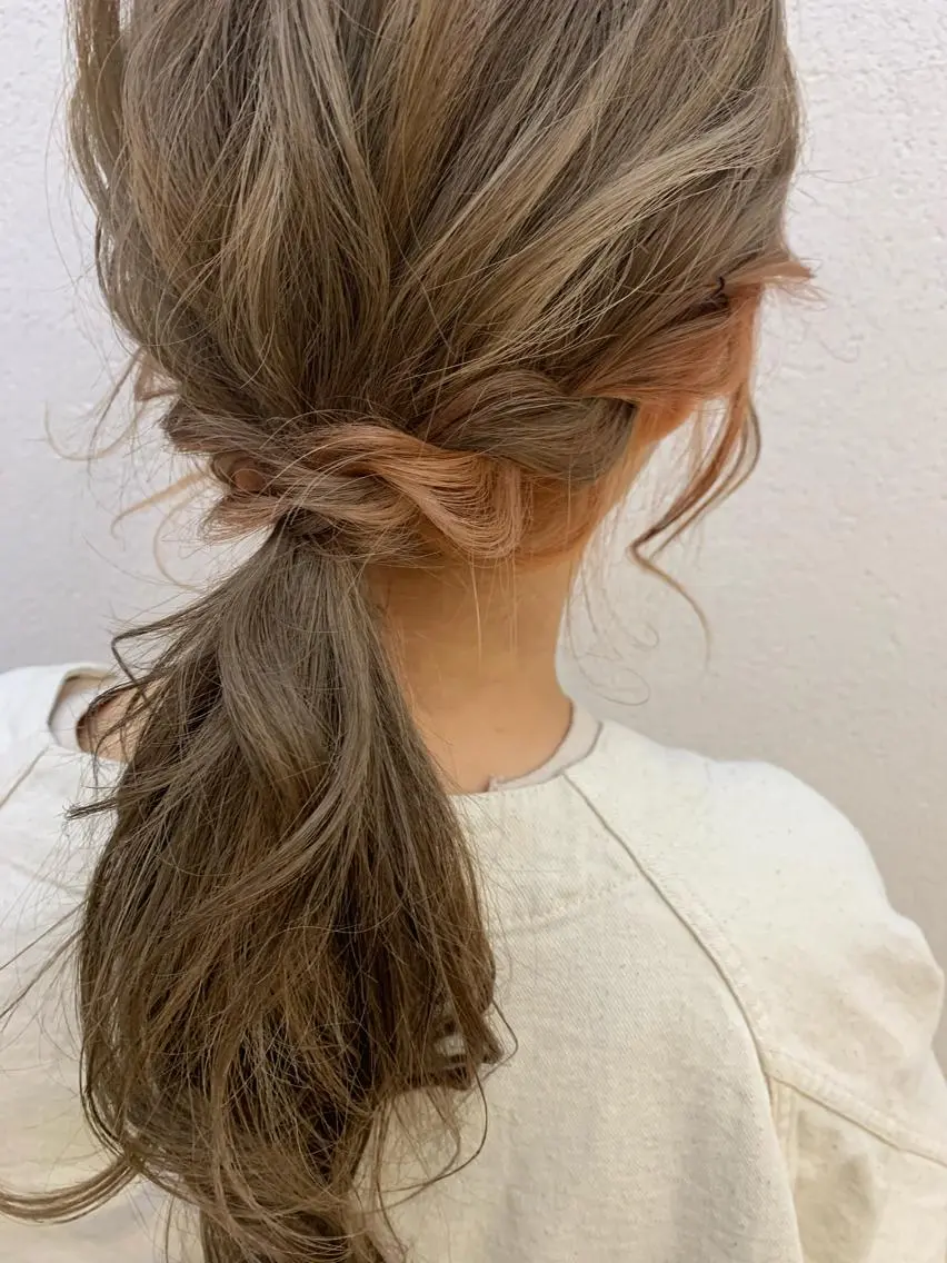 ロング カラー ヘアアレンジ インナーカラー 柔らかいヘア/ 東徳嶺 みくのヘアスタイル