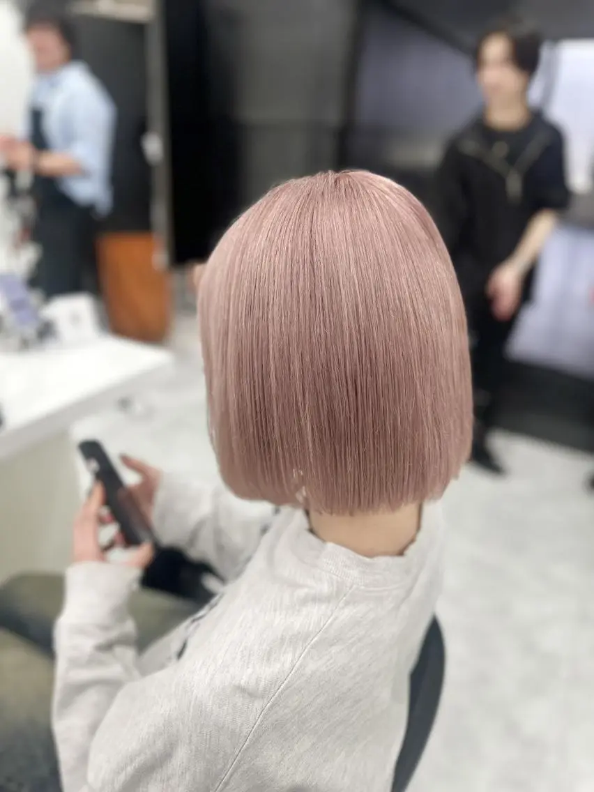 カラー 韓国ガーリー🤍ハイ トーン🤍Ayanaのヘアスタイル