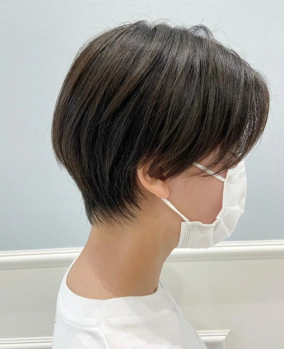 ショート カット 透明感カラー 松田晃代のヘアスタイル