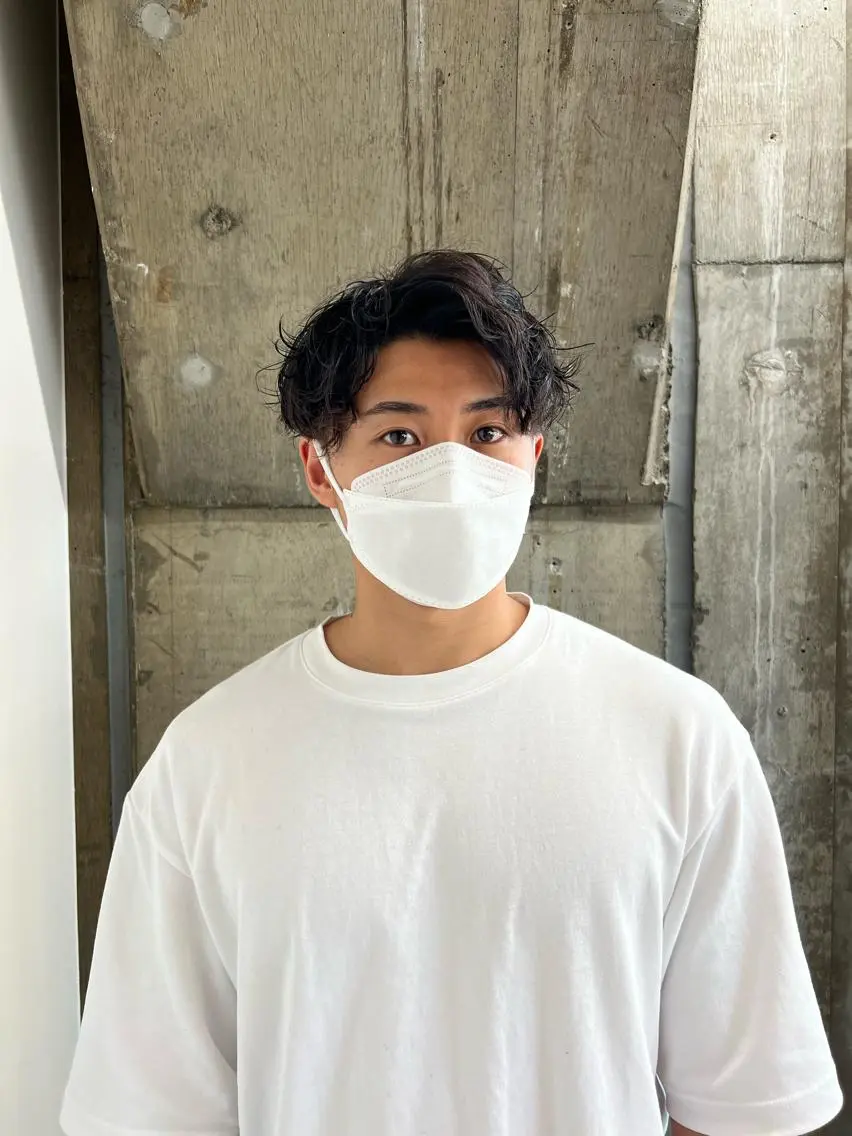 ショート カラー パーマ メンズ メンズパーマ ツイストスパイラルパーマ スパイラルパーマ カット ヘアカラー メンズパーマ /SUNAOのヘアスタイル