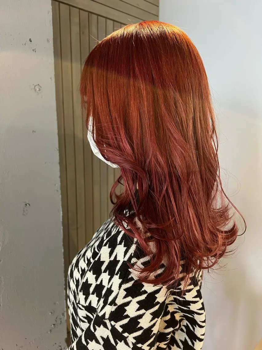 セミロング カラー カシス ピンクカラー レッドカラー ヘアカラー Sachiko ❤︎Pressのヘアスタイル