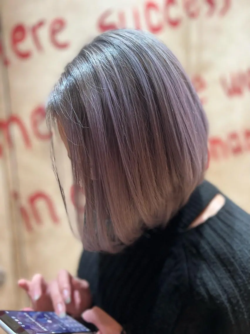 ミディアム 艶髪🫧髪質改善 縮毛矯正✨影山湧市のヘアスタイル
