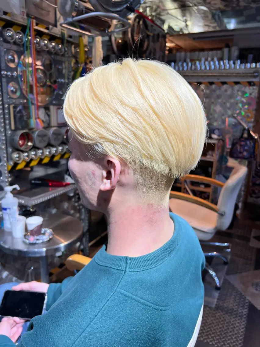 ショート カラー メンズ カット ヘアカラー KOYA コヤのヘアスタイル