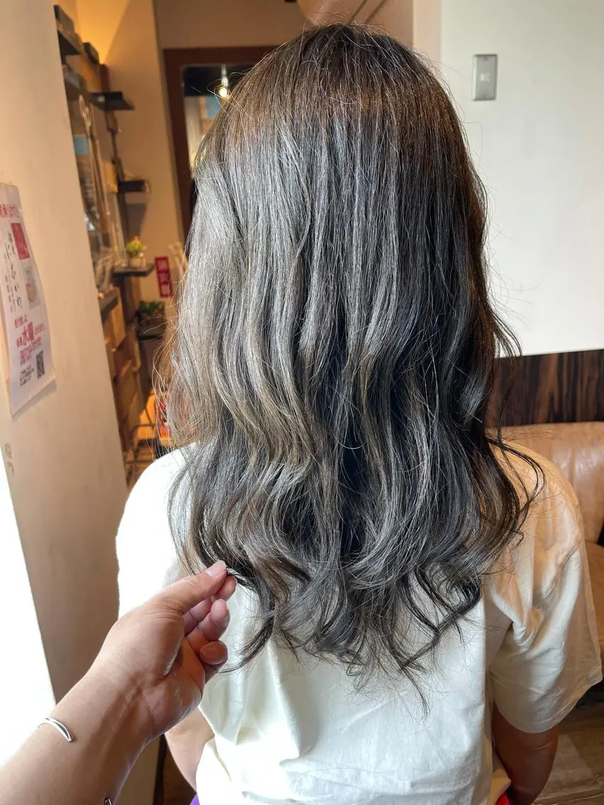 セミロング カラー 髪質改善特化美容師 白岩　悟のその他イメージ